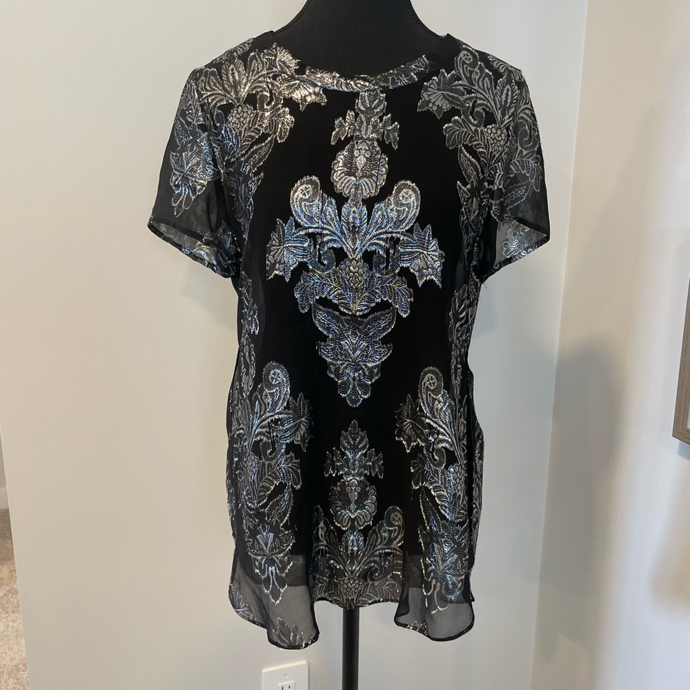 Aritzia Wilfred Black Sheer Silver Metallic Silk Blouse EUC